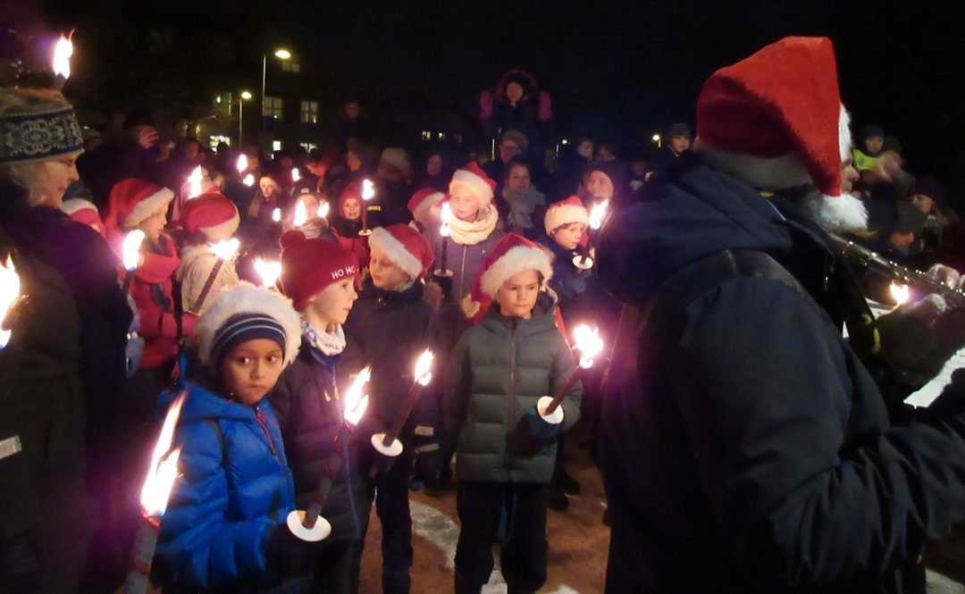 Julegrantenning tryggest på nett